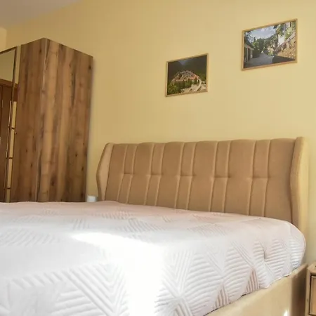 Trimaya - Comfort In The Center Appartamento Varna